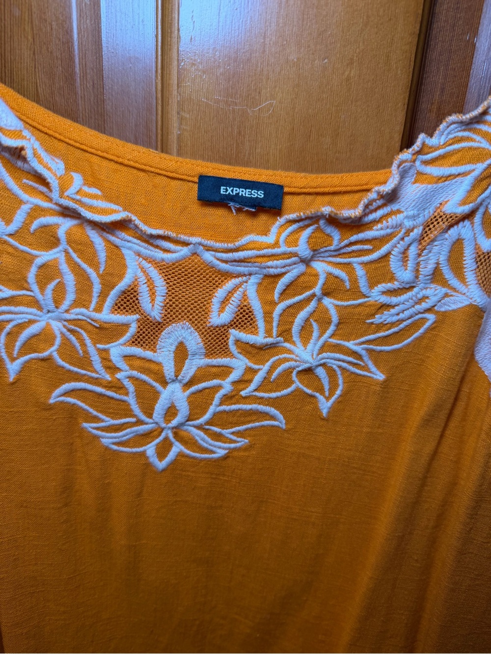 Express Orange Floral Applique Cami XL - Picture 3 of 14